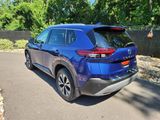 Used 2021 Nissan Rogue SV image 3