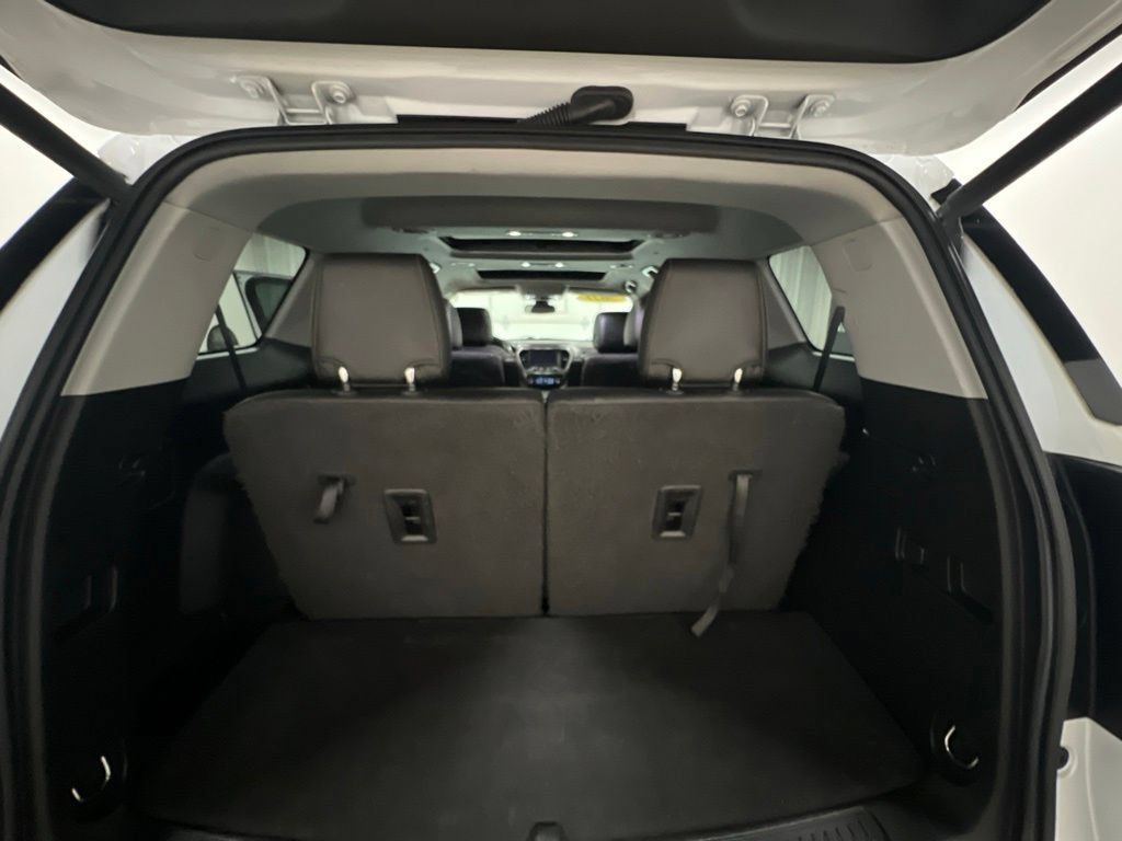 Used 2021 GMC Acadia AT4 w/ Preferred Package AWD/4WD image 28