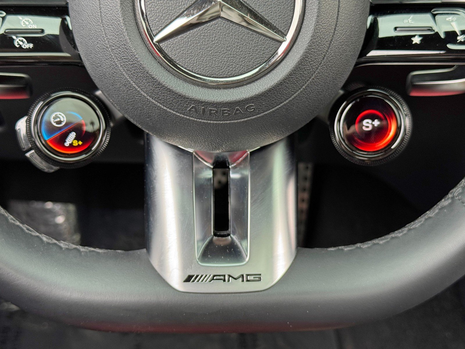 Used 2025 Mercedes-Benz C 43 AMG 4MATIC Sedan image 27