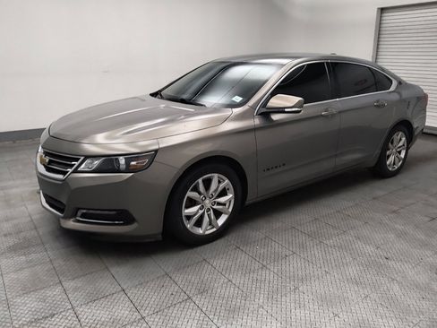 Used 2019 Chevrolet Impala LT w/ LT Leather Package FWD image 2