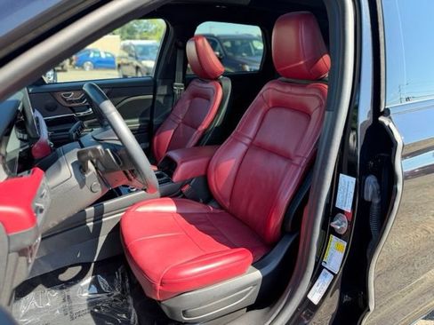 Used 2023 Lincoln Corsair Reserve w/ Equipment Group 201A AWD/4WD image 16