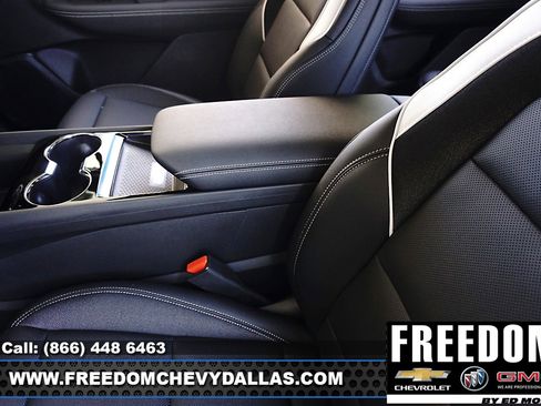 New 2025 Chevrolet Blazer EV LT image 34