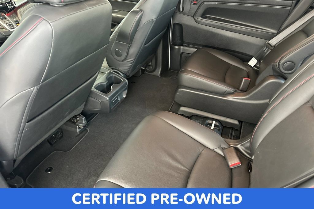 Used 2024 Honda Odyssey Sport image 11