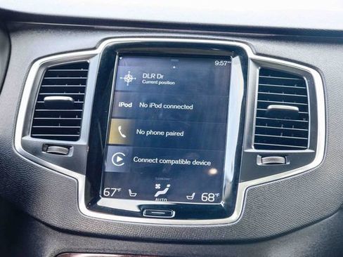 Used 2019 Volvo XC90 T6 Momentum image 15