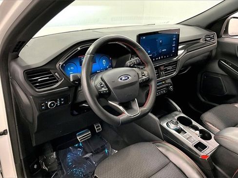 Used 2023 Ford Escape ST-Line Elite image 13