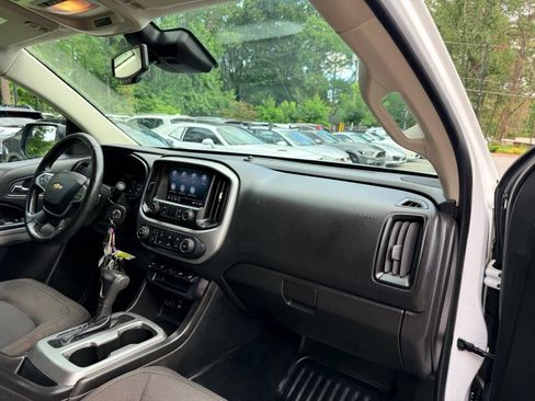 Used 2021 Chevrolet Colorado LT w/ Fleet Safety Package RWD image 22