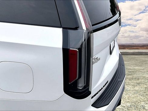 Used 2024 Cadillac Escalade Sport w/ LPO, ONYX Package AWD/4WD image 22