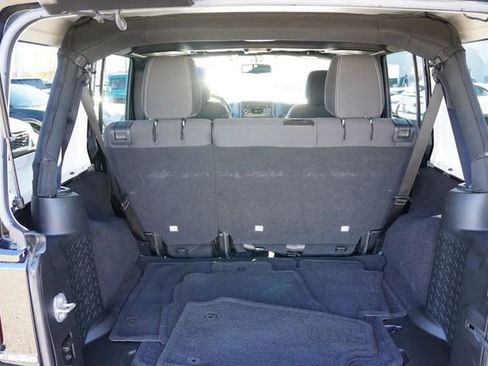 Certified 2016 Jeep Wrangler Unlimited Sahara image 20