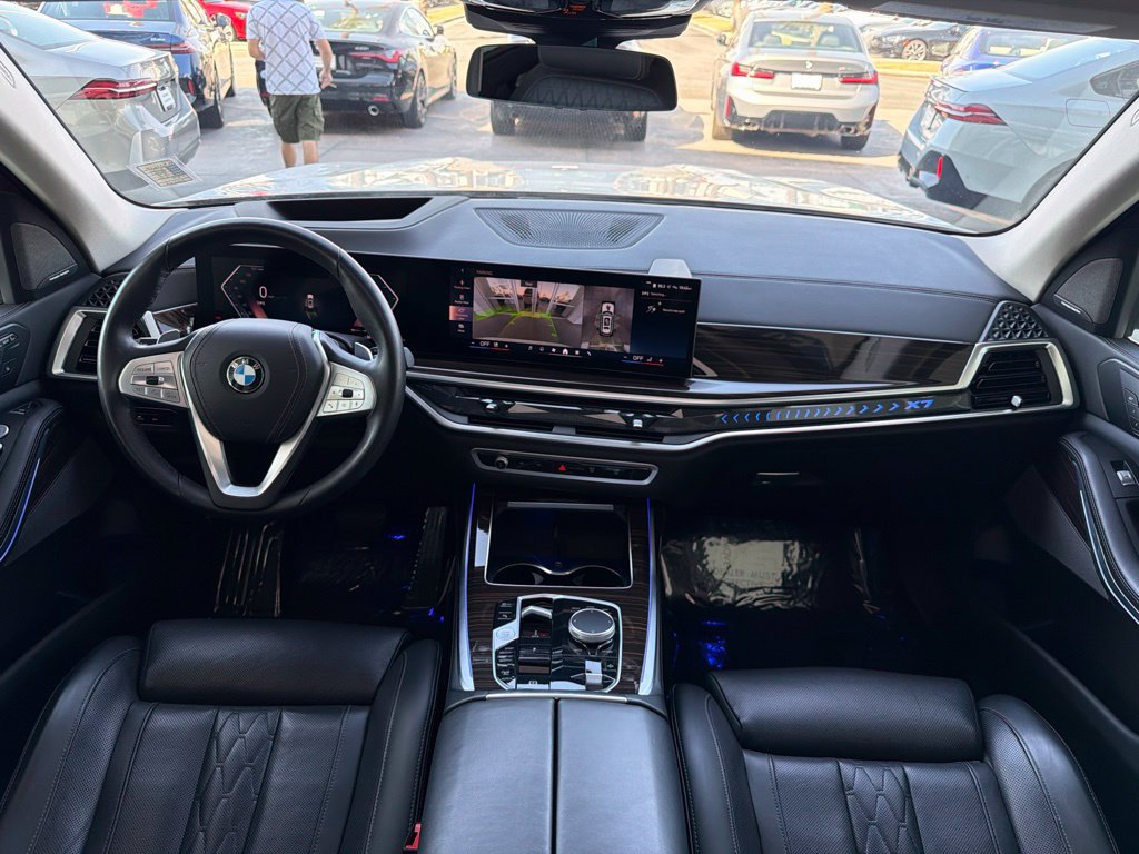 Used 2026 BMW X7 xDrive40i AWD/4WD image 18
