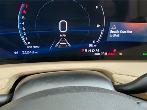 Certified 2024 Cadillac XT4 Luxury w/ Cold Weather Package image 15