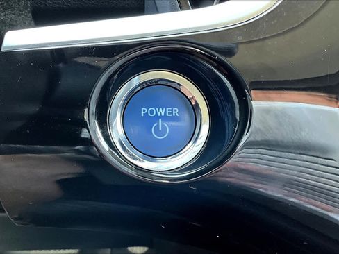 Used 2019 Toyota Prius Prime Advanced image 34