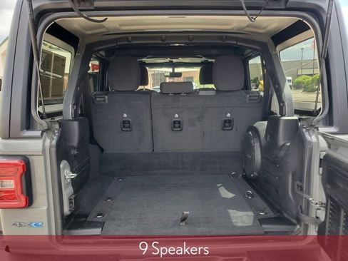 Used 2023 Jeep Wrangler Unlimited Rubicon 4xe w/ Cold Weather Group AWD/4WD image 11