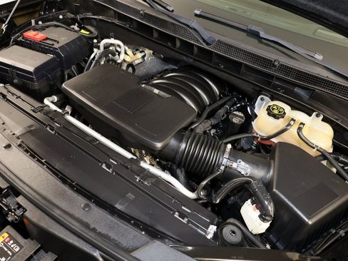 Used 2022 Cadillac Escalade Premium Luxury image 37