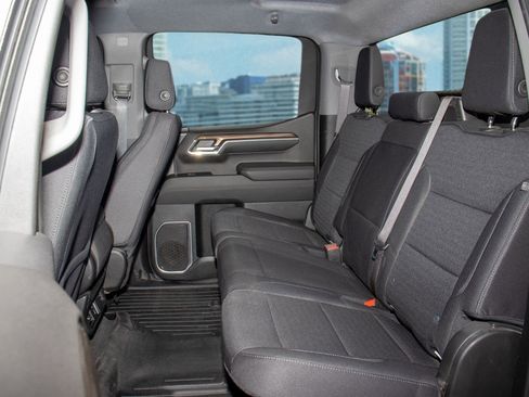 Used 2023 Chevrolet Silverado 1500 LT w/ Protection Package image 7