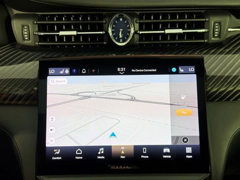 Used 2022 Maserati Quattroporte Modena Q4 image 26