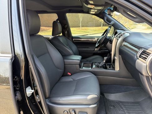 Used 2020 Lexus GX 460 Premium AWD/4WD image 13