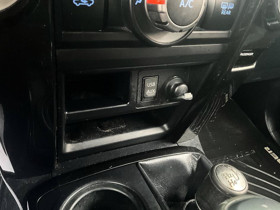 Used 2016 Toyota 4Runner Trail Premium AWD/4WD image 22