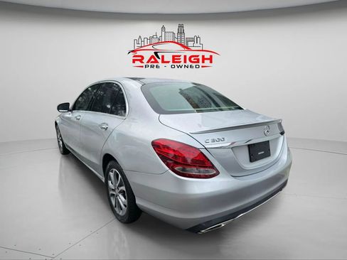 Used 2016 Mercedes-Benz C 300 4MATIC Sedan image 3