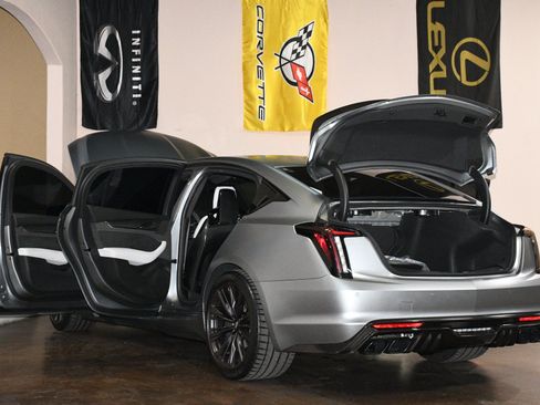 Used 2024 Cadillac CT5 V Blackwing w/ Carbon Fiber Package 2 RWD image 92