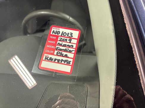 Used 2019 Nissan Frontier SV image 53