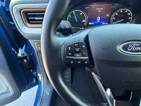 Used 2024 Ford Maverick Lariat FWD image 28