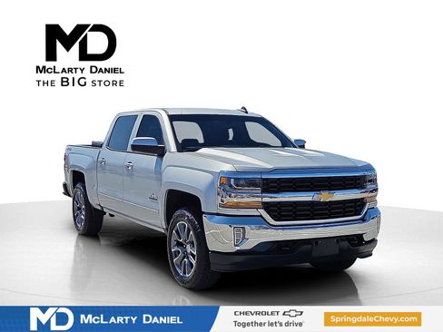 Used 2018 Chevrolet Silverado 1500 LT w/ Texas Edition image 1