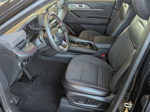 Certified 2025 Ford Explorer ST-Line w/ ST-Line Street Pack image 23