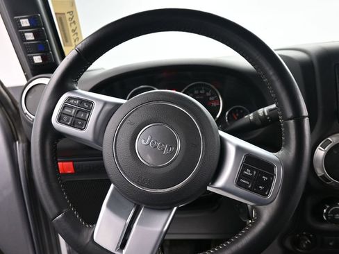 Used 2016 Jeep Wrangler Unlimited Rubicon image 20