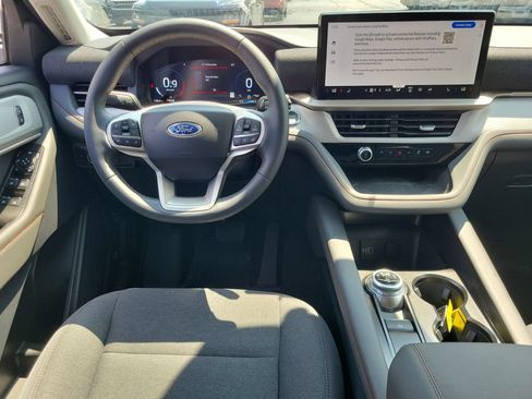 New 2026 Ford Explorer Active AWD/4WD image 12