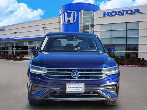 Used 2023 Volkswagen Tiguan SE image 5