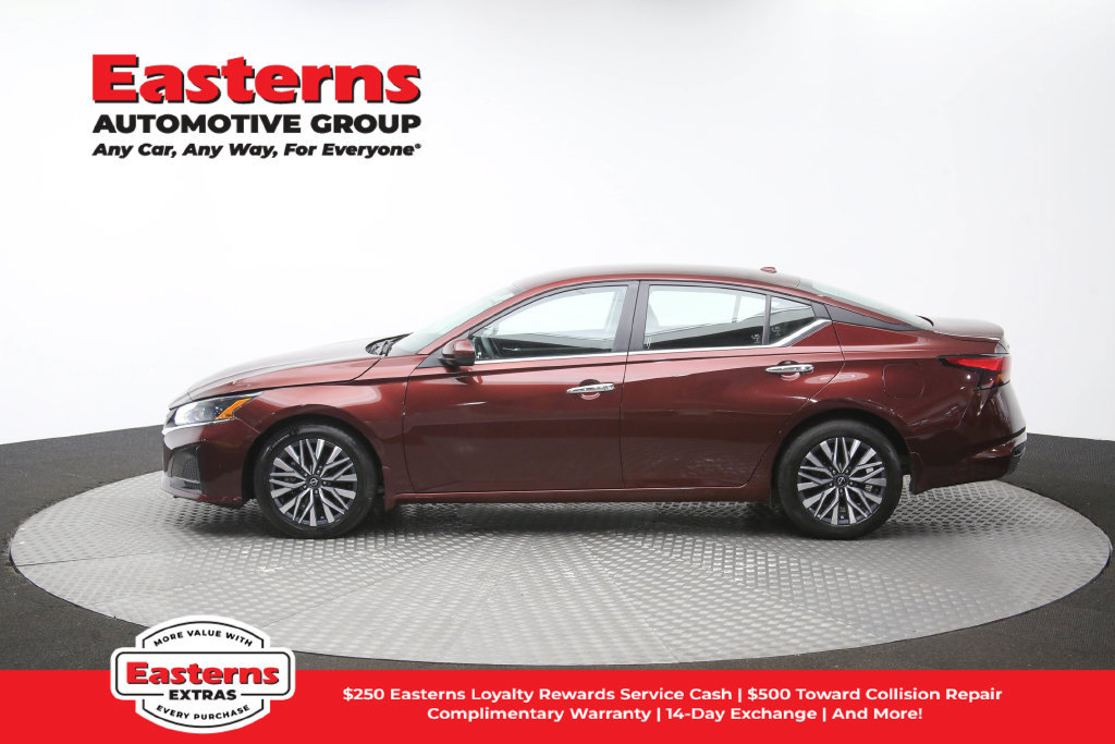 Used 2023 Nissan Altima 2.5 SV FWD image 60