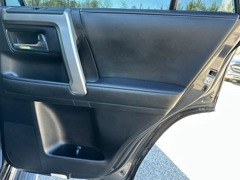 Used 2022 Toyota 4Runner Limited image 34
