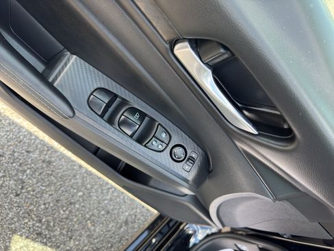 Used 2025 Nissan Altima 2.5 SV FWD image 24
