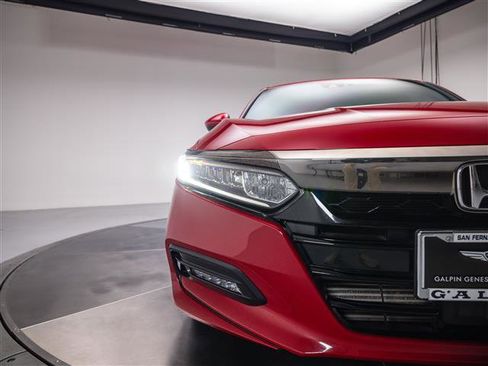 Used 2020 Honda Accord Sport image 12