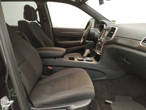 Used 2016 Jeep Grand Cherokee Laredo image 21