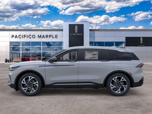 New 2026 Lincoln Nautilus Premier AWD/4WD image 3