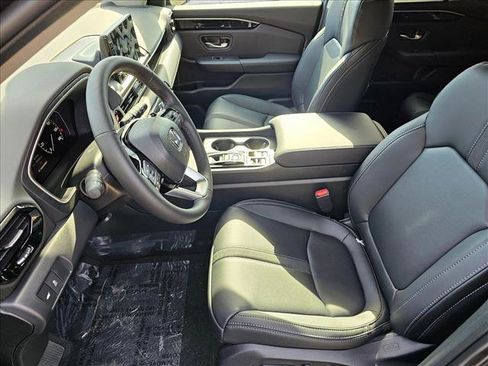 New 2025 Honda Pilot EX-L image 11