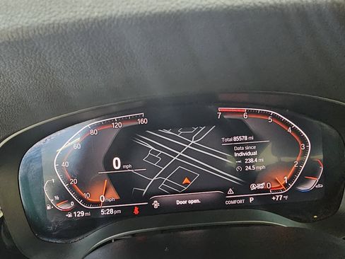 Used 2020 BMW 530i w/ Convenience Package image 32