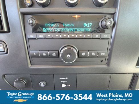 New 2026 Chevrolet Express 3500 w/ Driver Convenience Package RWD image 21