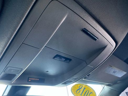 Used 2018 Chevrolet Silverado 1500 LT w/ LT Eassist Package image 27