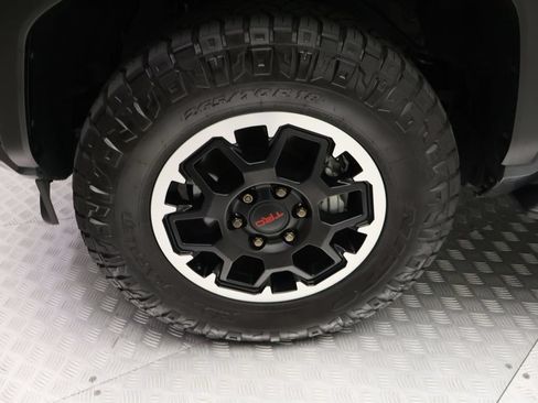 Used 2025 Toyota 4Runner TRD Off-Road AWD/4WD image 4