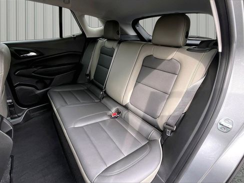 Used 2024 Chevrolet Trax ACTIV w/ Driver Confidence Package image 18