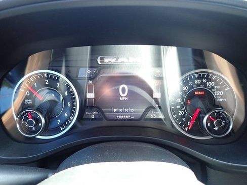 Used 2020 RAM 1500 Big Horn AWD/4WD image 16