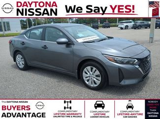 Used 2025 Nissan Sentra S image 1