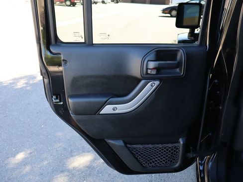Used 2017 Jeep Wrangler Unlimited Sahara w/ Trailer Tow Group AWD/4WD image 24
