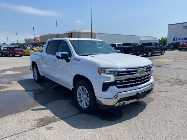 Used 2022 Chevrolet Silverado 1500 LTZ AWD/4WD image 8