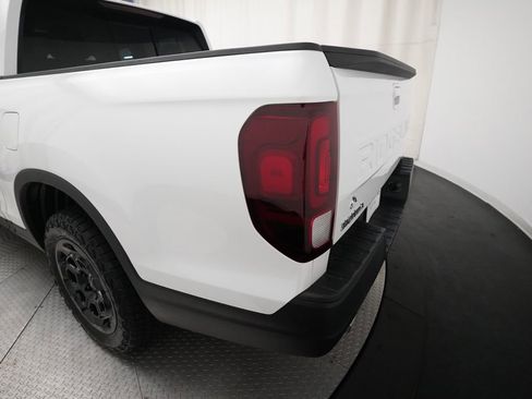 Certified 2025 Honda Ridgeline RTL+ image 34