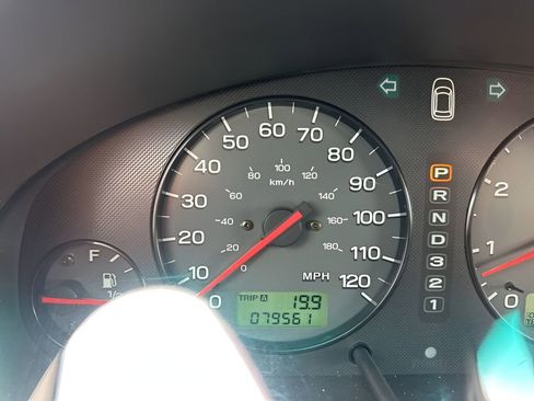 Used 2001 Subaru Outback Limited image 19