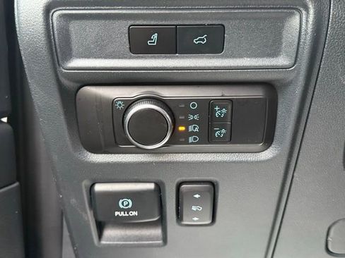 Used 2023 Ford Expedition Max XLT image 48