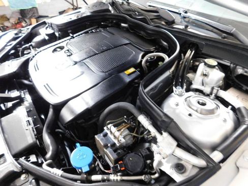 Used 2014 Mercedes-Benz E 350 4MATIC Sedan image 18